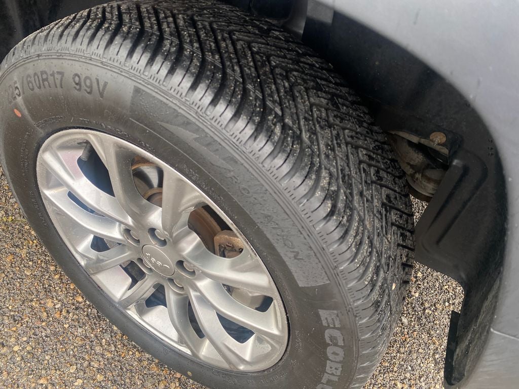 2019 Jeep Cherokee Latitude Plus FWD
