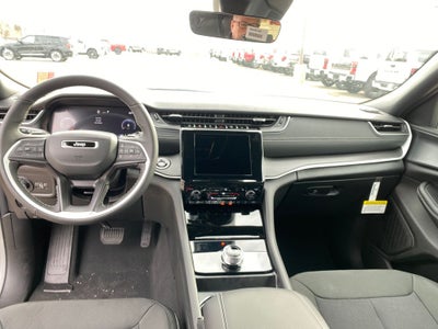 2025 Jeep Grand Cherokee GRAND CHEROKEE LAREDO X 4X4