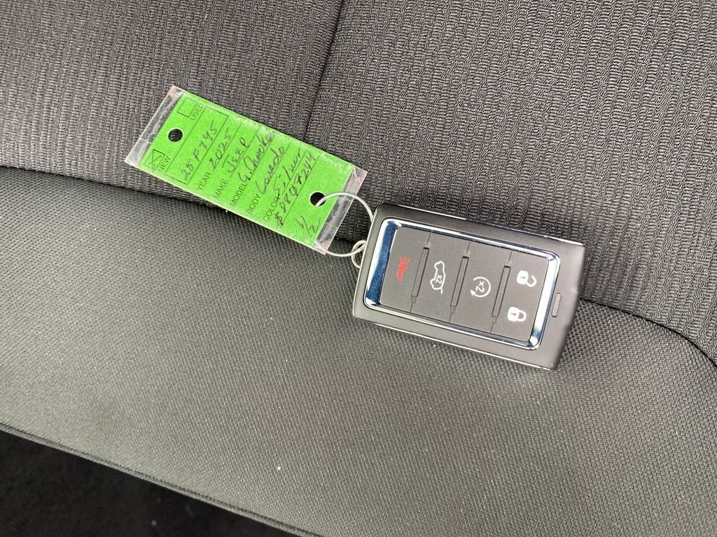 2025 Jeep Grand Cherokee GRAND CHEROKEE LAREDO X 4X4