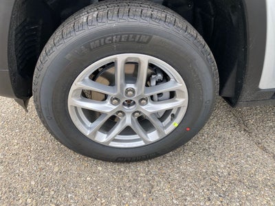 2025 Jeep Grand Cherokee GRAND CHEROKEE LAREDO X 4X4