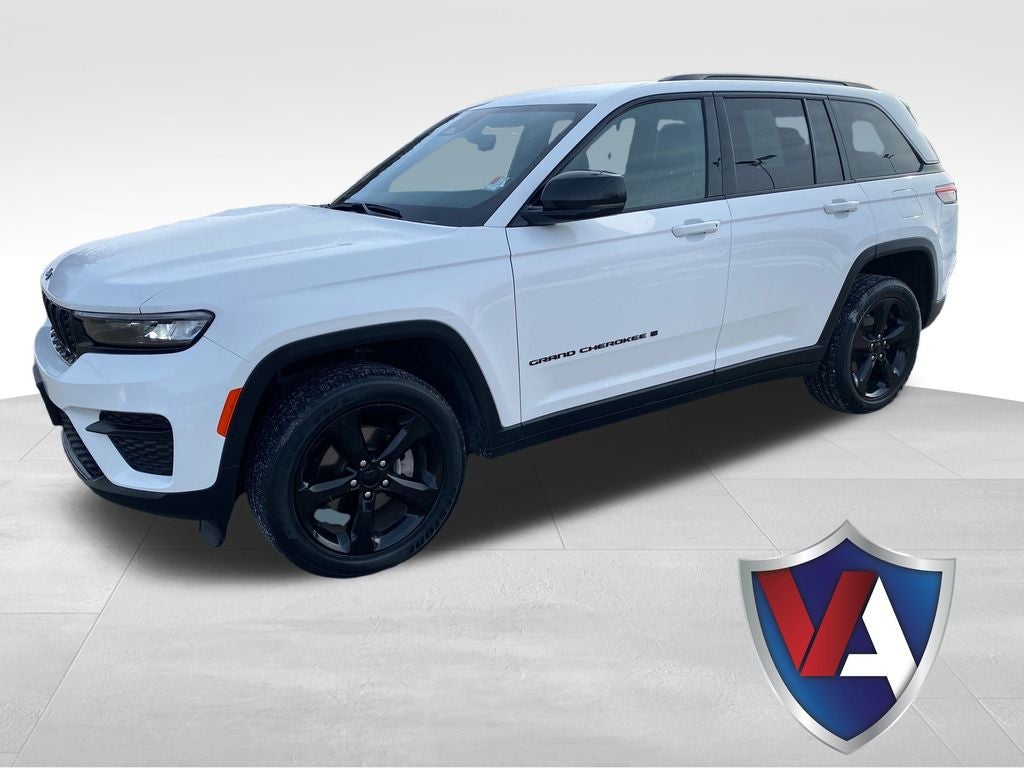 2023 Jeep Grand Cherokee Altitude 4x4