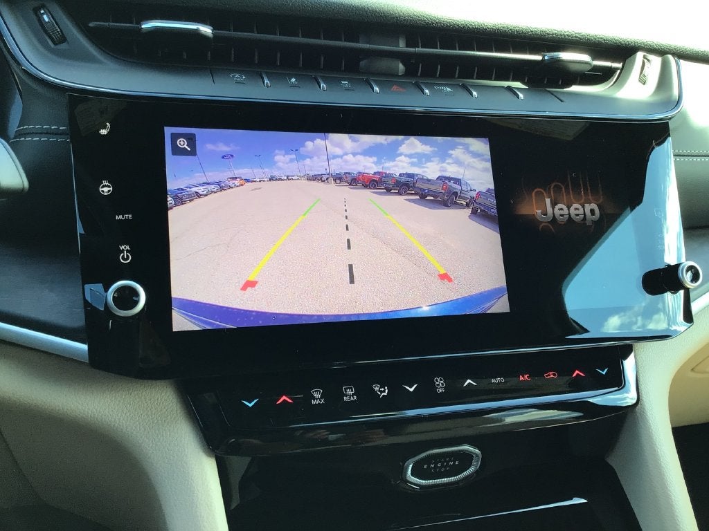 2027 Jeep Grand Cherokee GRAND CHEROKEE LIMITED 4X4