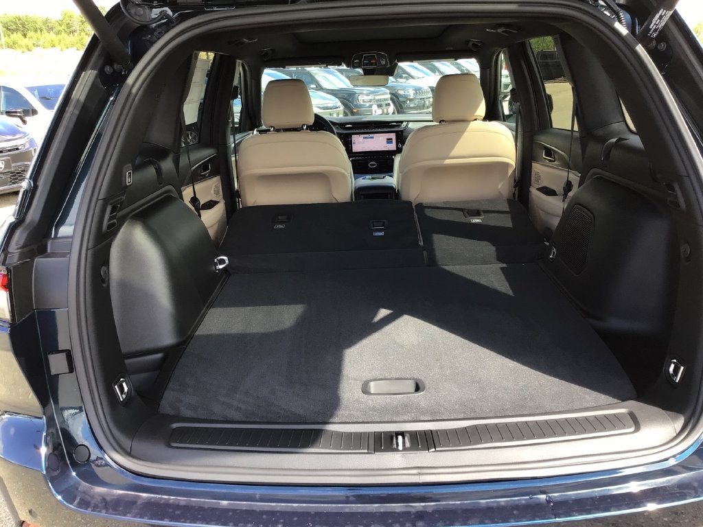 2027 Jeep Grand Cherokee GRAND CHEROKEE LIMITED 4X4