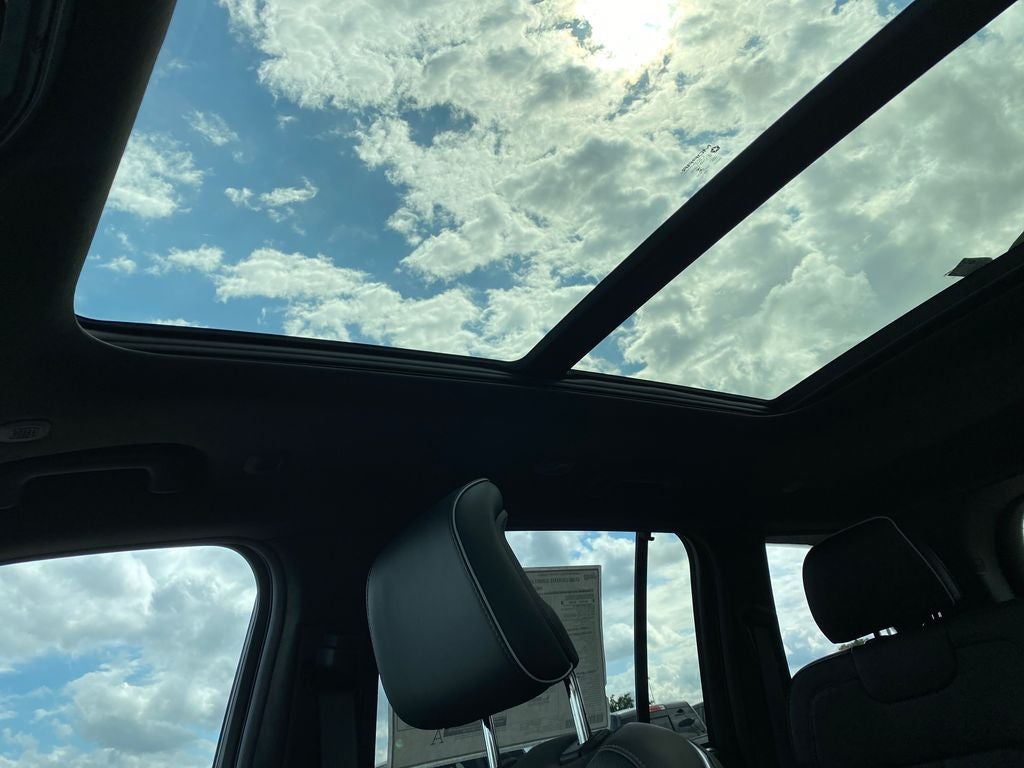 2026 Jeep Grand Cherokee GRAND CHEROKEE SUMMIT 4X4