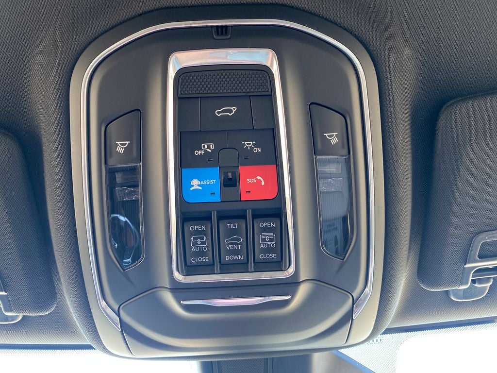 2027 Jeep Grand Cherokee Limited