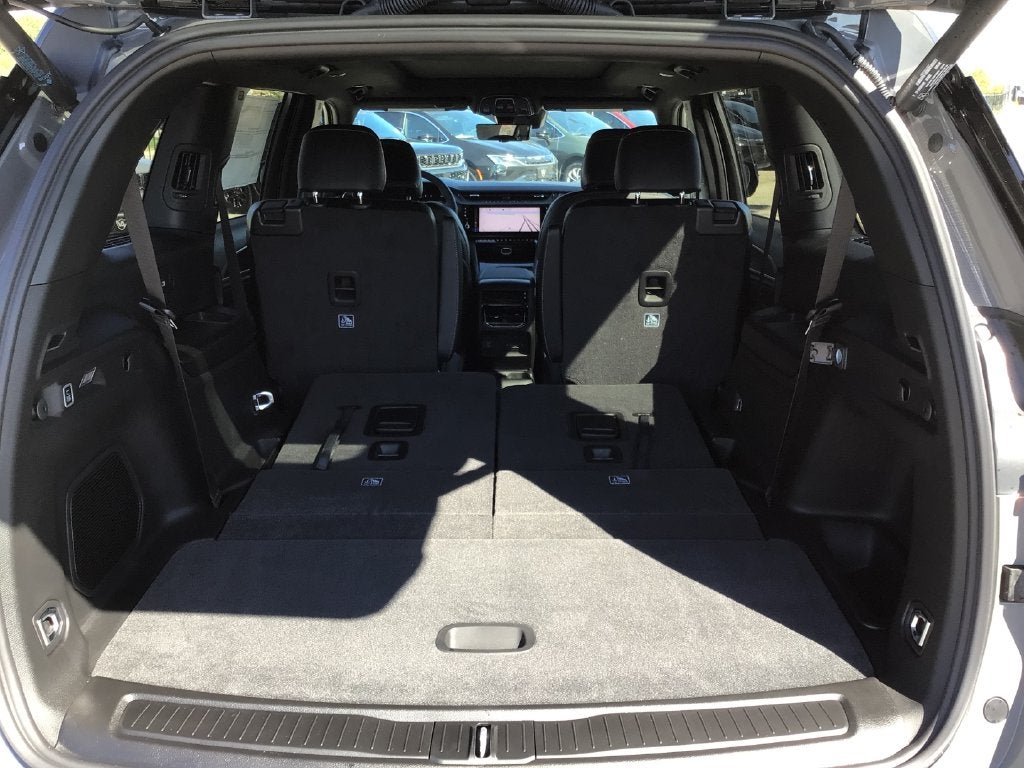 2027 Jeep Grand Cherokee GRAND CHEROKEE L LIMITED RESERVE 4X4