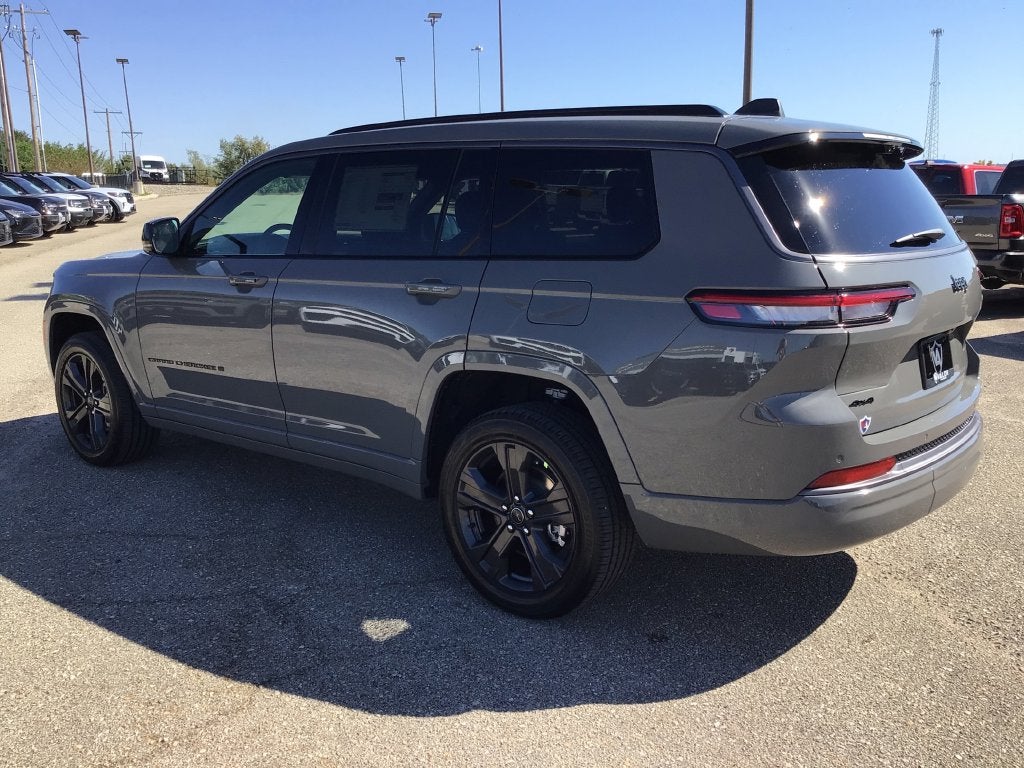 2027 Jeep Grand Cherokee GRAND CHEROKEE L LIMITED RESERVE 4X4