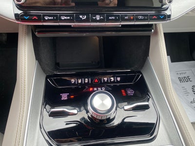 2025 Jeep Wagoneer L Series III 4x4