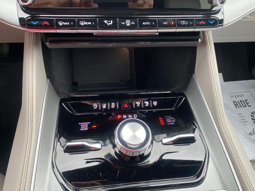 2025 Jeep Wagoneer L Series III 4x4