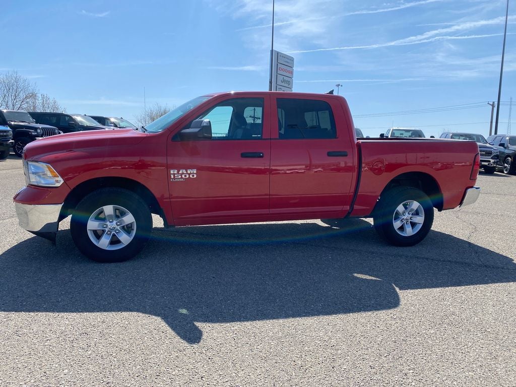 2023 RAM 1500 Classic SLT Crew Cab 4x4 5'7' Box