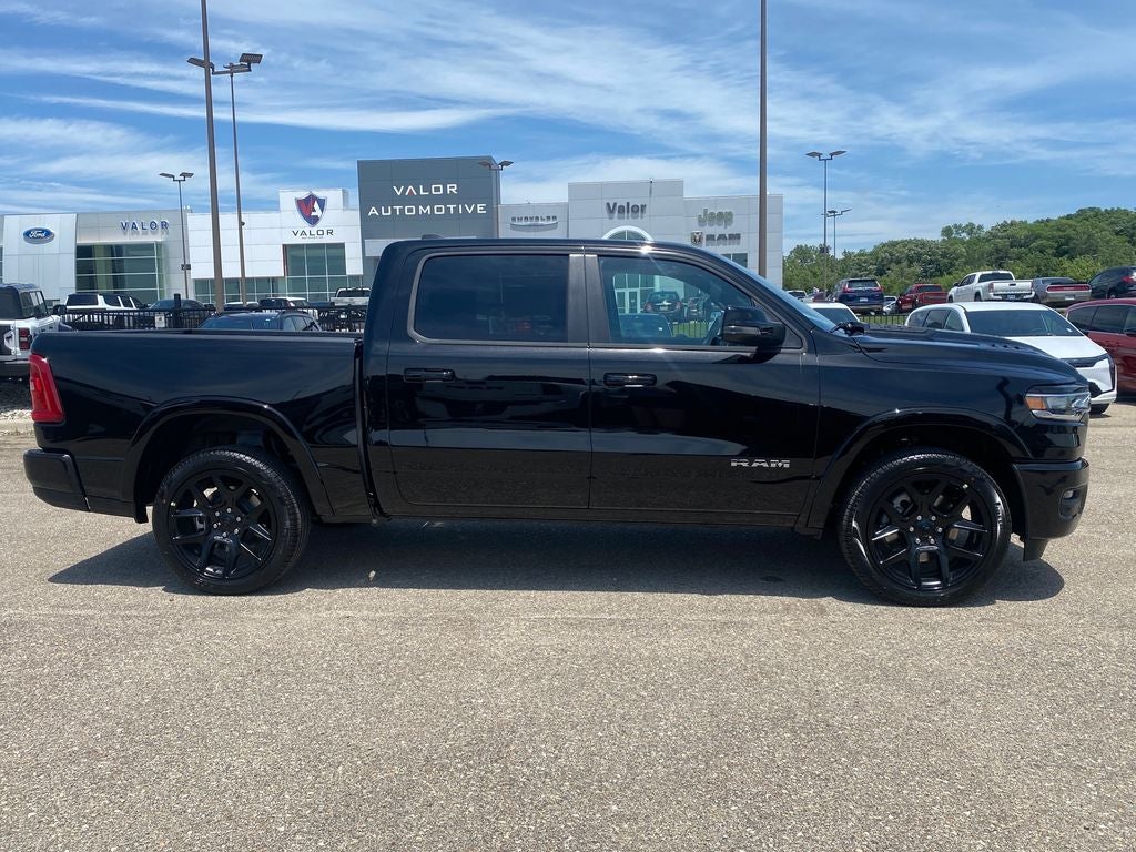 2026 RAM Ram 1500 RAM 1500 LARAMIE CREW CAB 4X2 5'7' BOX