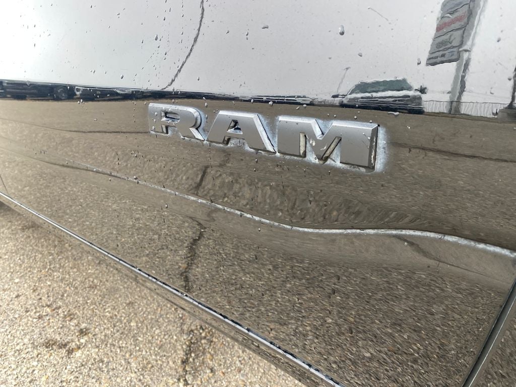 2021 RAM 1500 Big Horn Crew Cab 4x4 5'7' Box