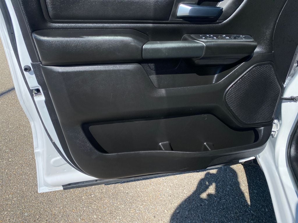 2025 RAM 1500 Tradesman Crew Cab 4x4 5'7' Box