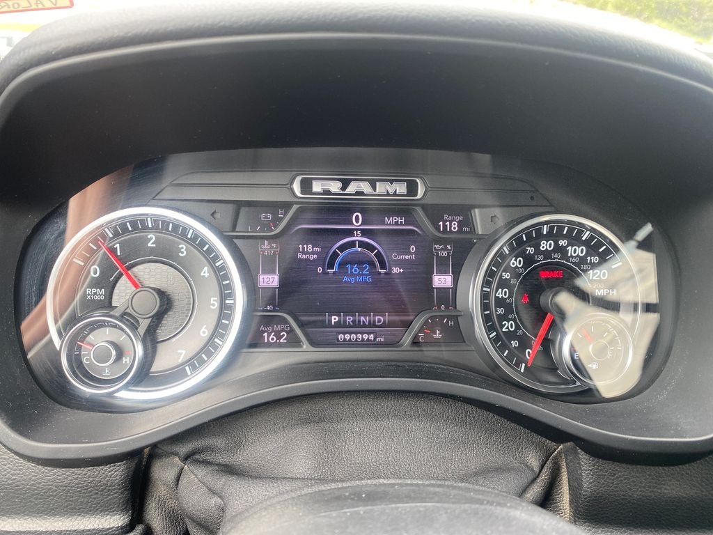 2021 RAM 1500 Big Horn Quad Cab 4x4 6'4' Box