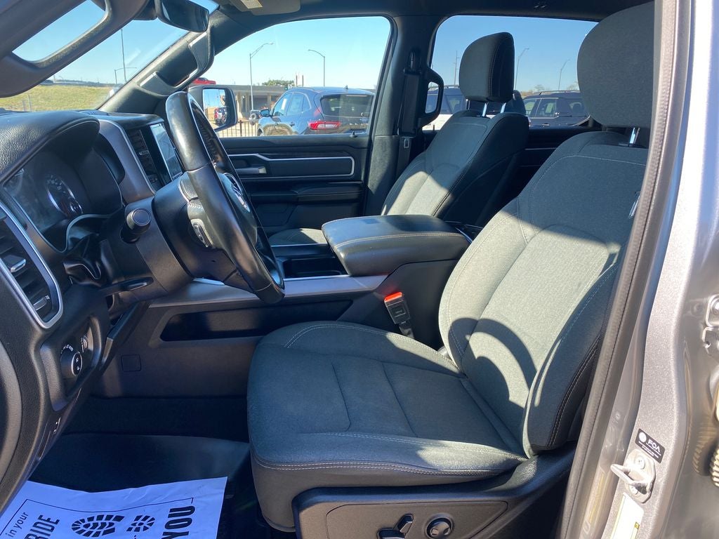 2022 RAM 1500 Big Horn Crew Cab 4x4 5'7' Box