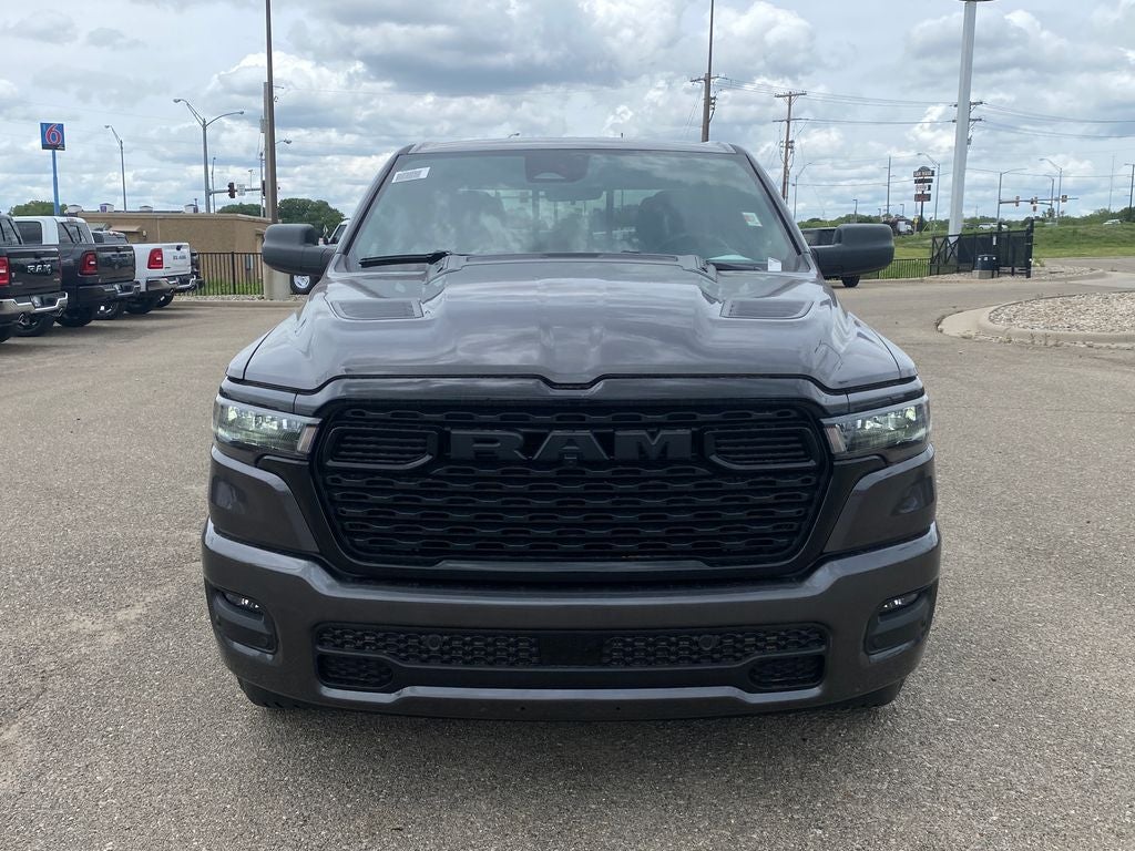 2026 RAM Ram 1500 RAM 1500 EXPRESS CREW CAB 4X4 5'7' BOX