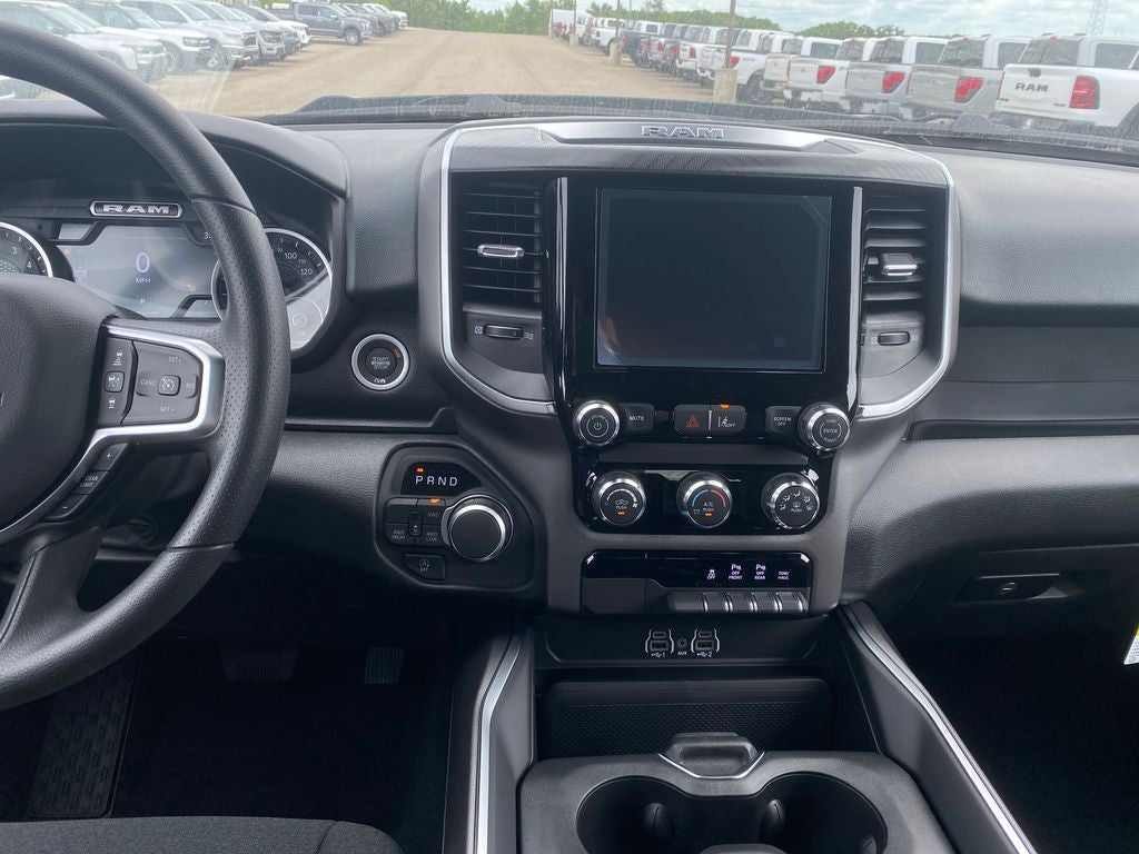 2026 RAM Ram 1500 RAM 1500 EXPRESS CREW CAB 4X4 5'7' BOX