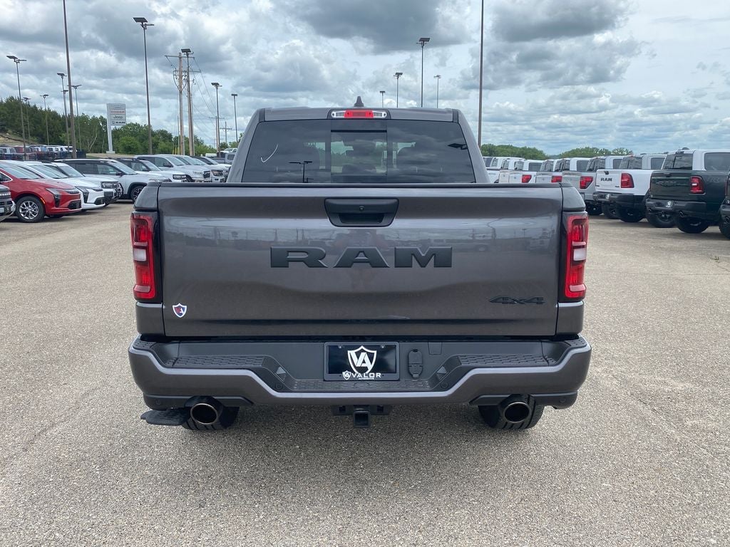 2026 RAM Ram 1500 RAM 1500 EXPRESS CREW CAB 4X4 5'7' BOX