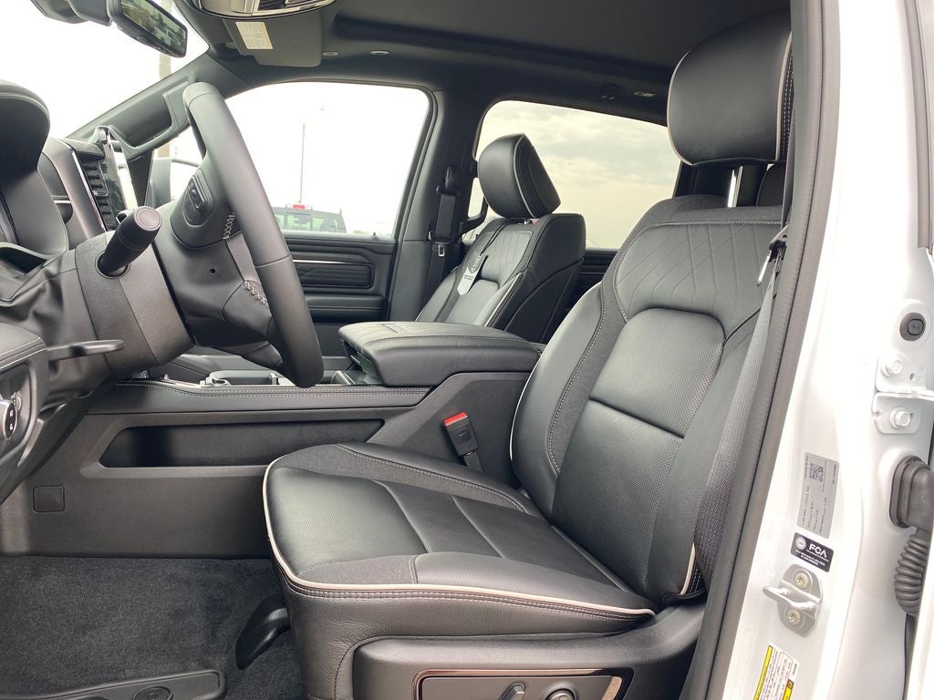 2026 RAM 1500 RAM 1500 LIMITED CREW CAB 4X4 5'7' BOX