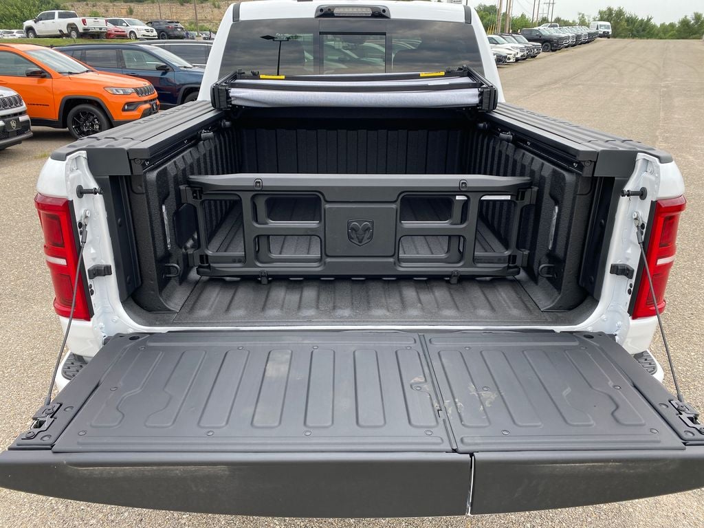 2026 RAM 1500 RAM 1500 LIMITED CREW CAB 4X4 5'7' BOX