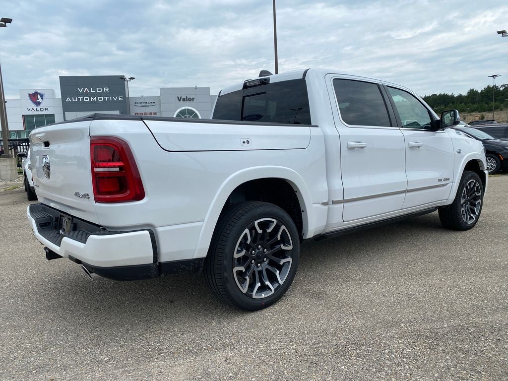 2026 RAM 1500 RAM 1500 LIMITED CREW CAB 4X4 5'7' BOX