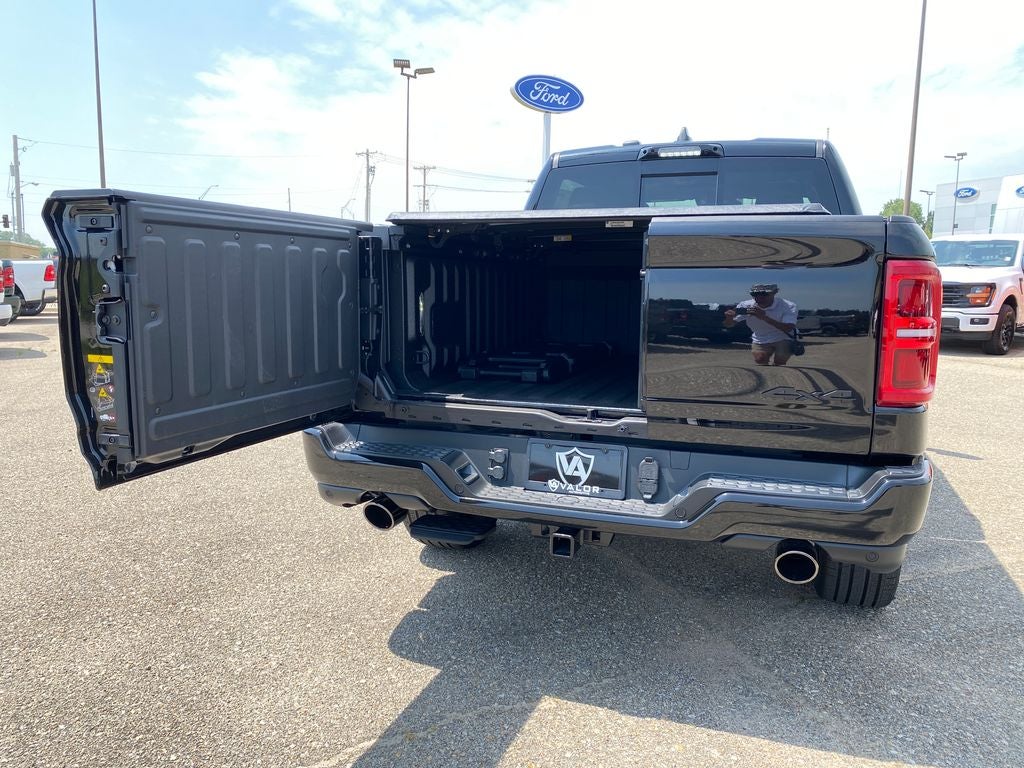 2026 RAM Ram 1500 RAM 1500 LIMITED CREW CAB 4X4 5'7' BOX