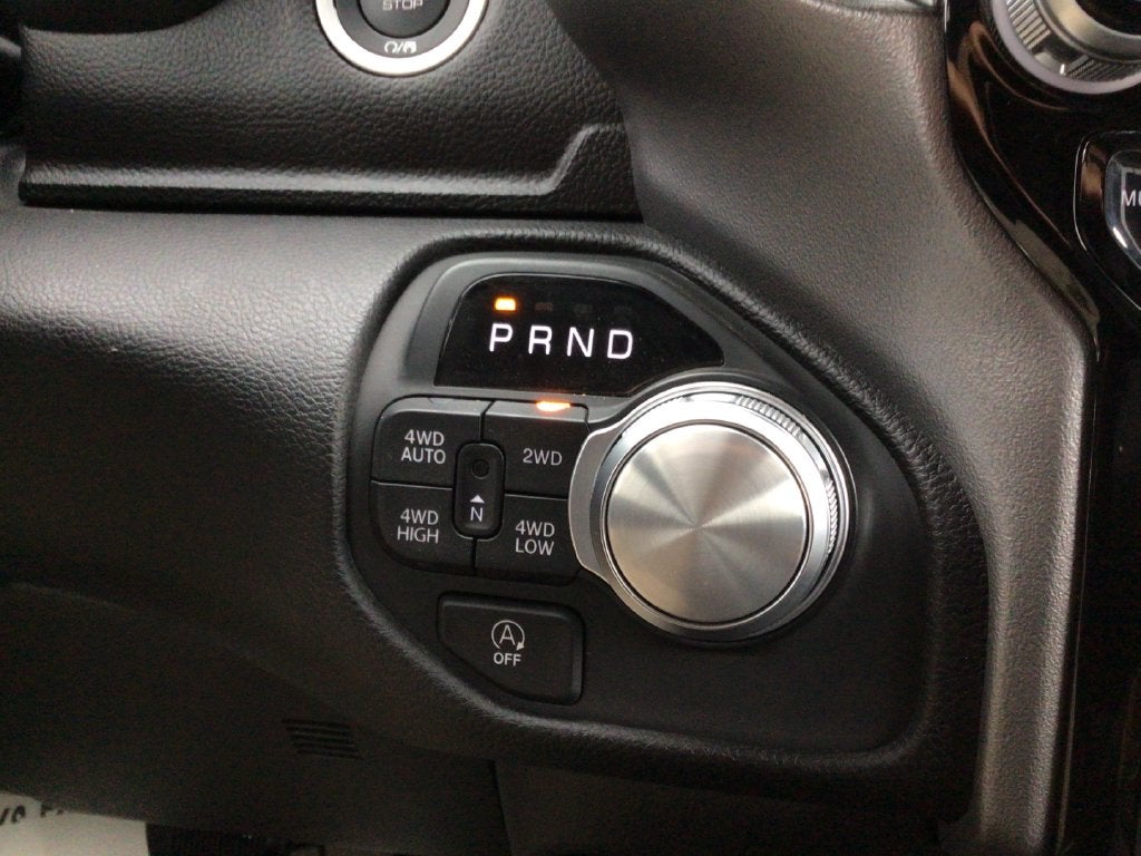 2025 RAM 1500 Laramie Crew Cab 4x4 5'7' Box