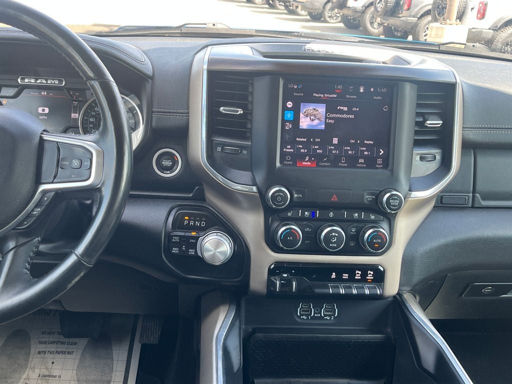 2022 RAM 1500 Laramie Crew Cab 4x4 5'7' Box