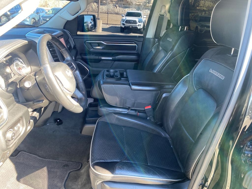 2022 RAM 1500 Laramie Crew Cab 4x4 5'7' Box