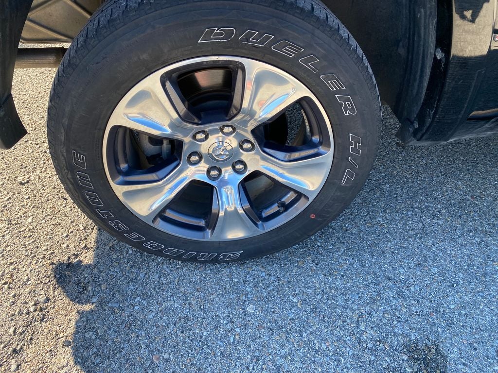 2022 RAM 1500 Laramie Crew Cab 4x4 5'7' Box