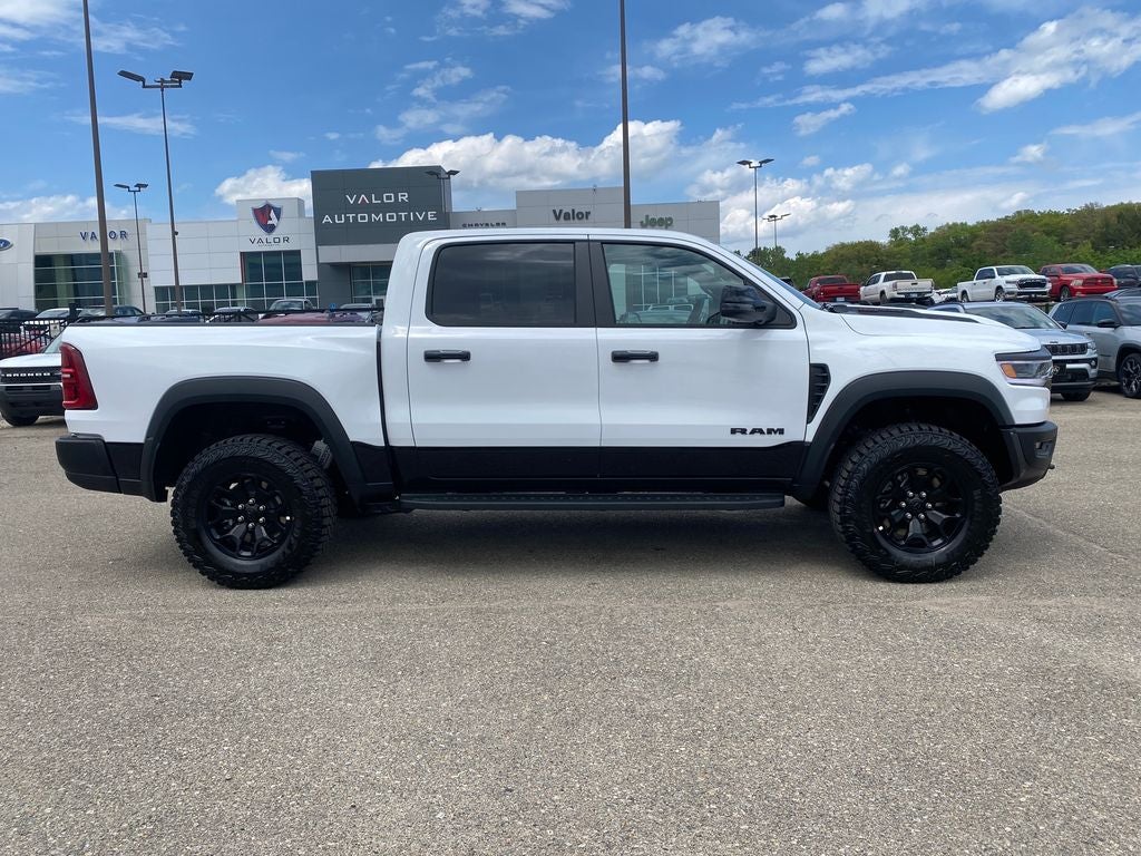 2026 RAM Ram 1500 RAM 1500 RHO CREW CAB 4X4 5'7' BOX