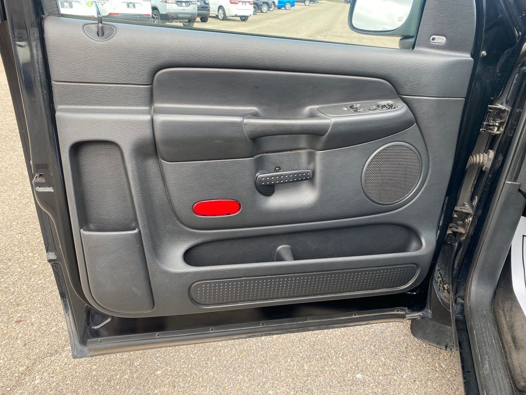 2004 Dodge Ram 1500 SLT/Laramie