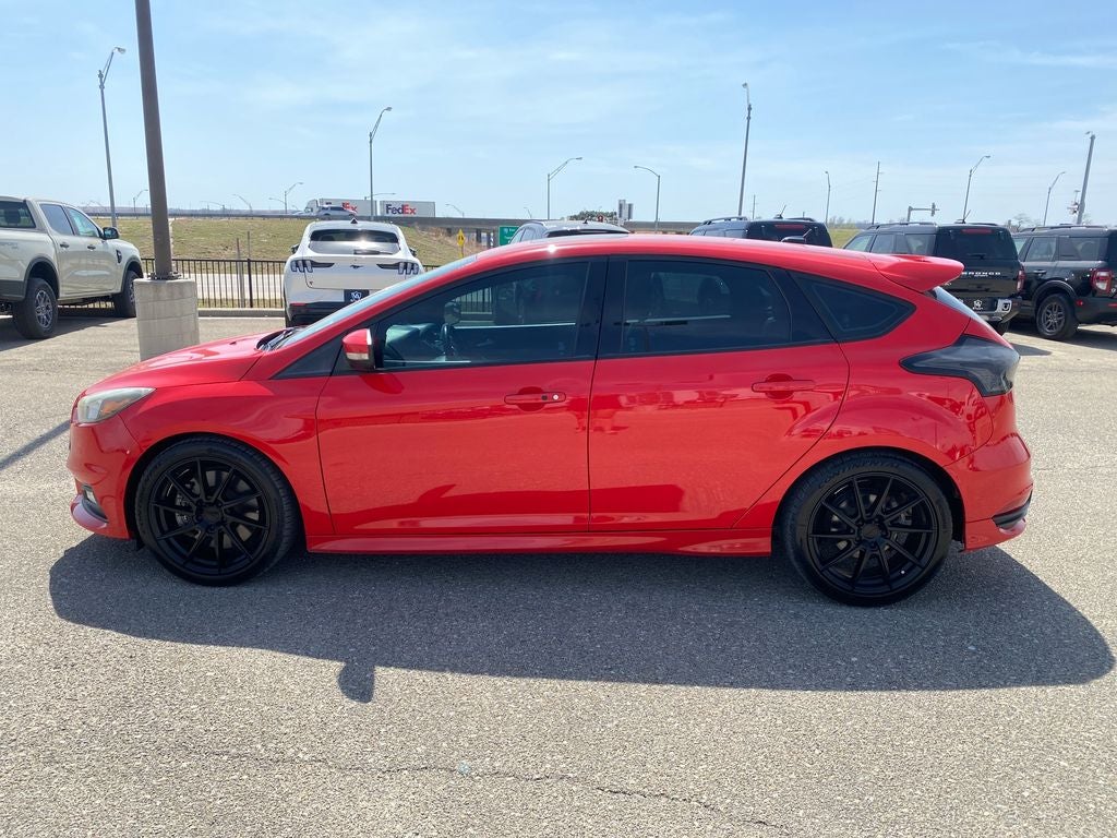 2016 Ford Focus ST ST