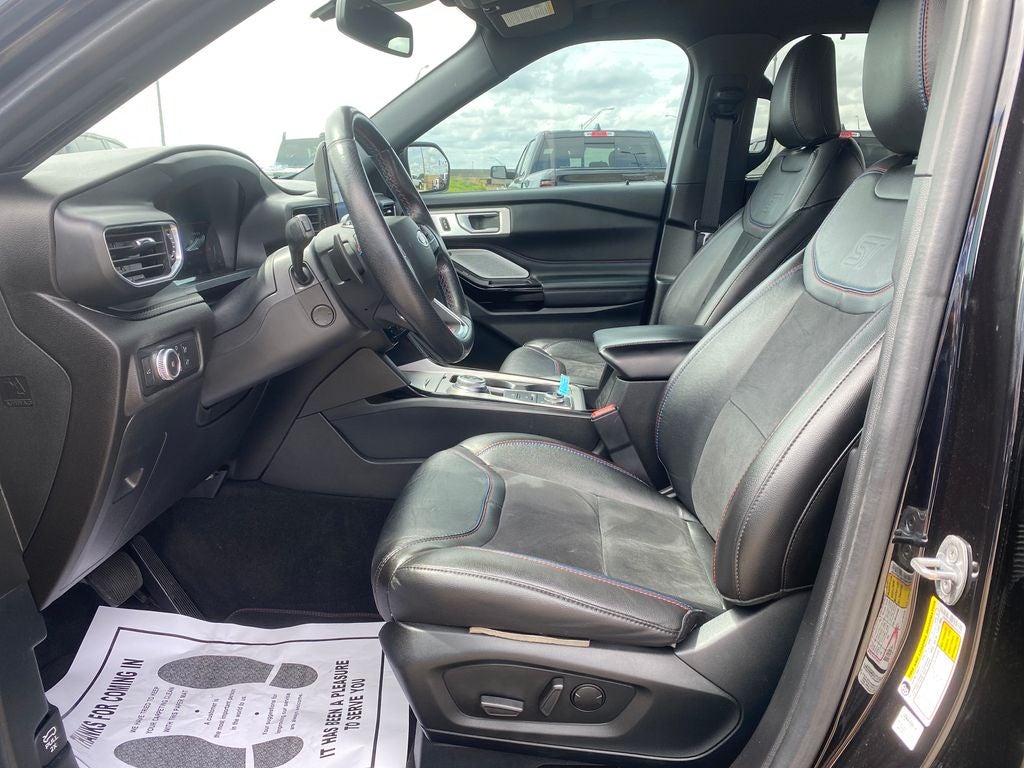 2022 Ford Explorer ST