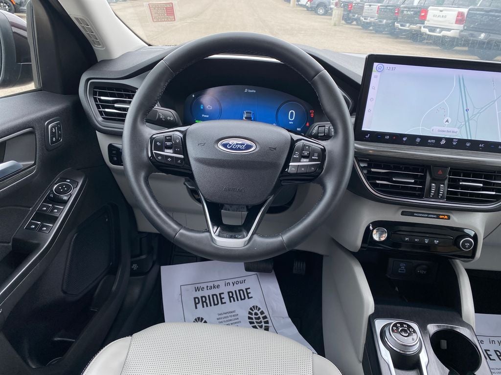 2023 Ford Escape Platinum