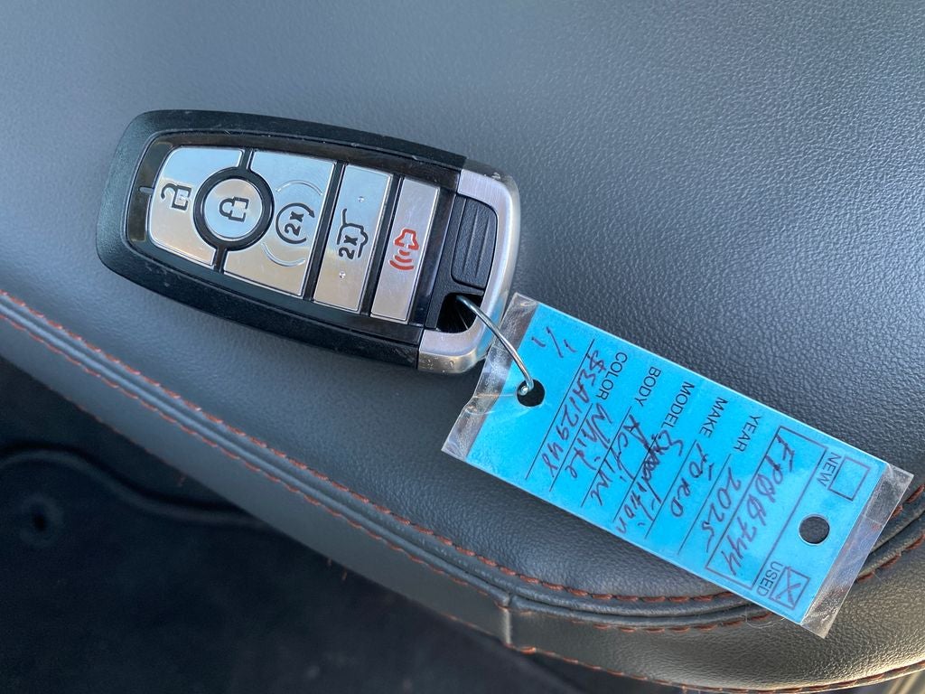 2025 Ford Expedition Active