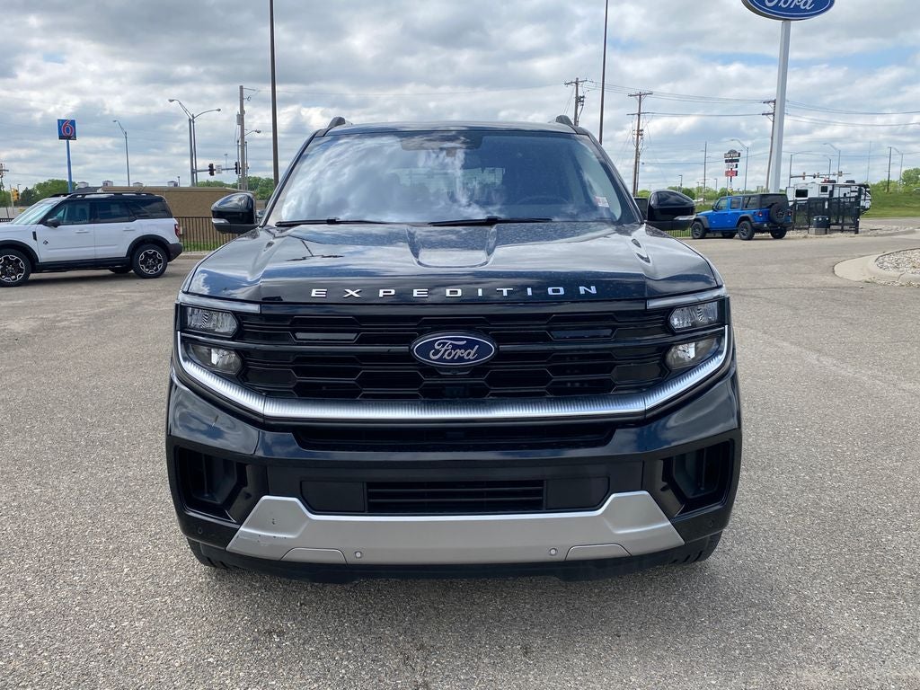 2025 Ford Expedition Platinum