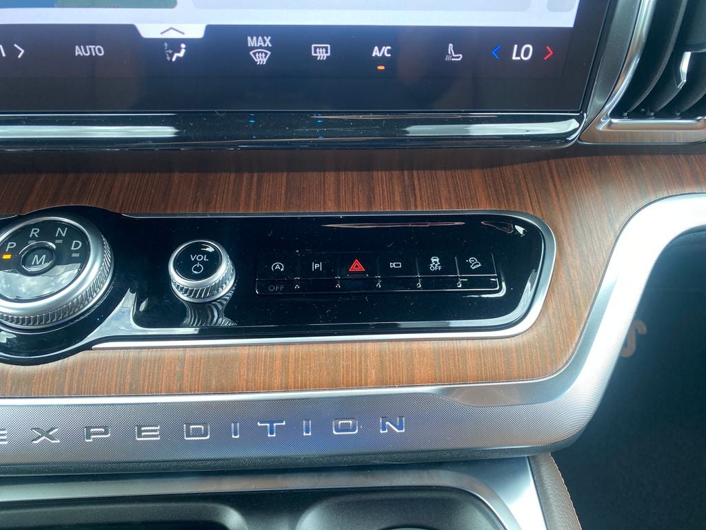 2027 Ford Expedition King Ranch