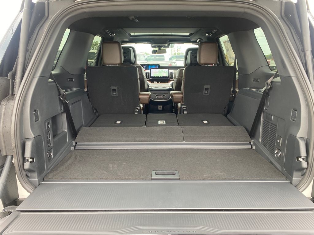 2027 Ford Expedition King Ranch