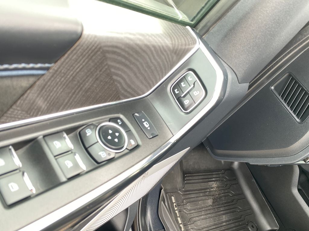 2025 Ford F-250 Platinum