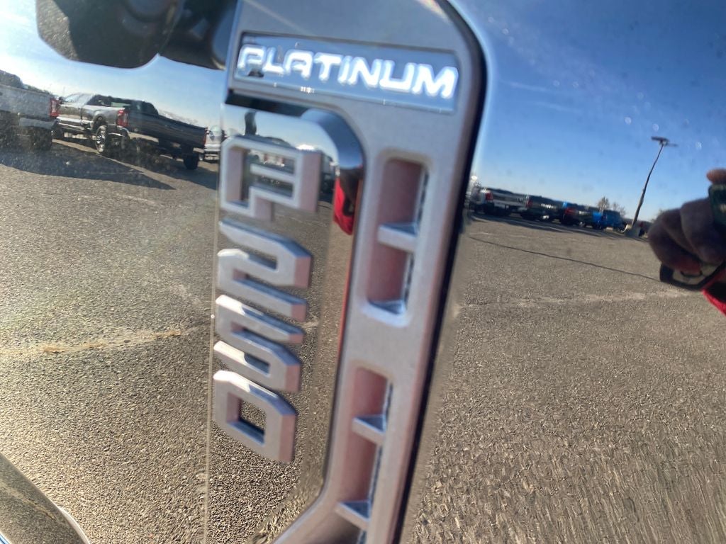 2025 Ford F-250 Platinum