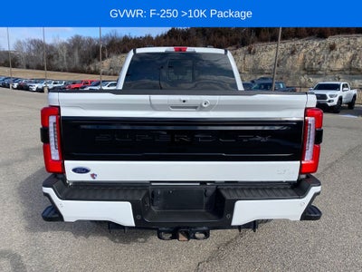 2025 Ford F-250 Platinum