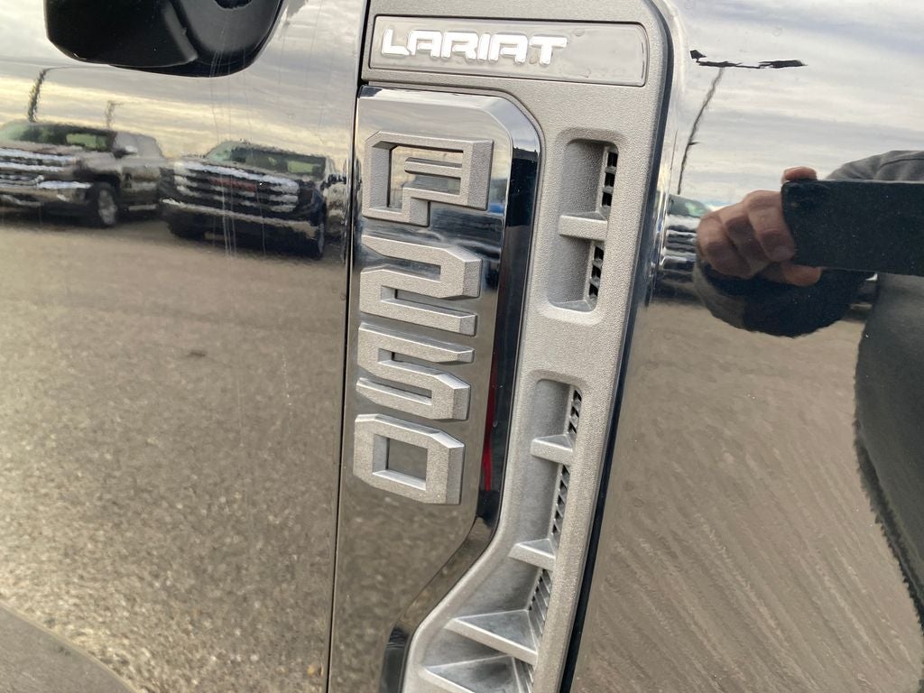 2023 Ford F-250 LARIAT