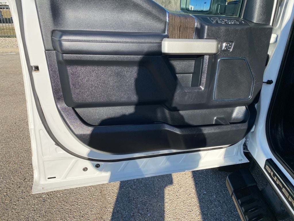 2020 Ford F-350 LARIAT