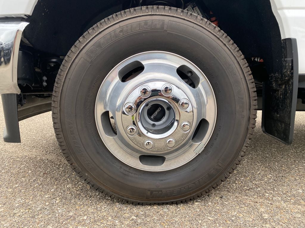 2026 Ford F-350SD Lariat DRW