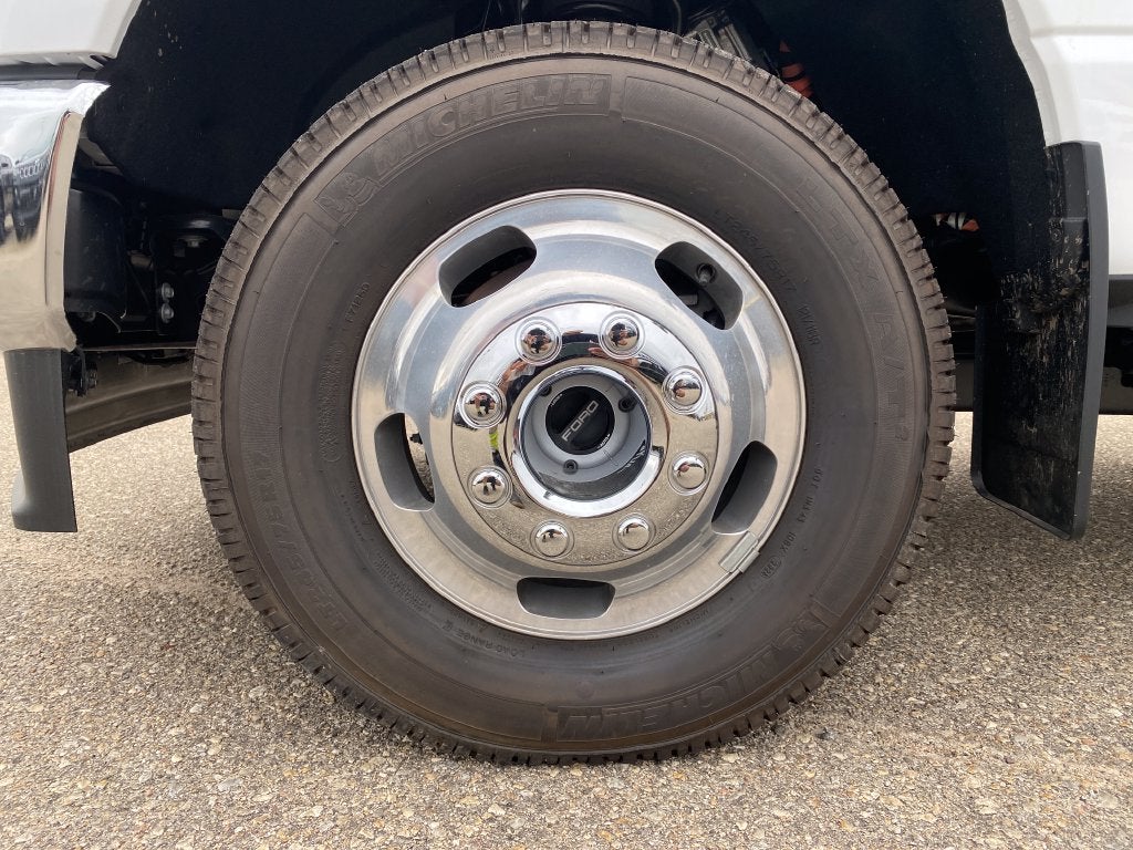 2026 Ford F-350SD Lariat DRW