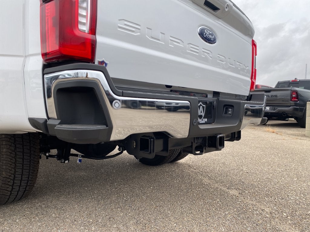 2026 Ford F-350SD Lariat DRW