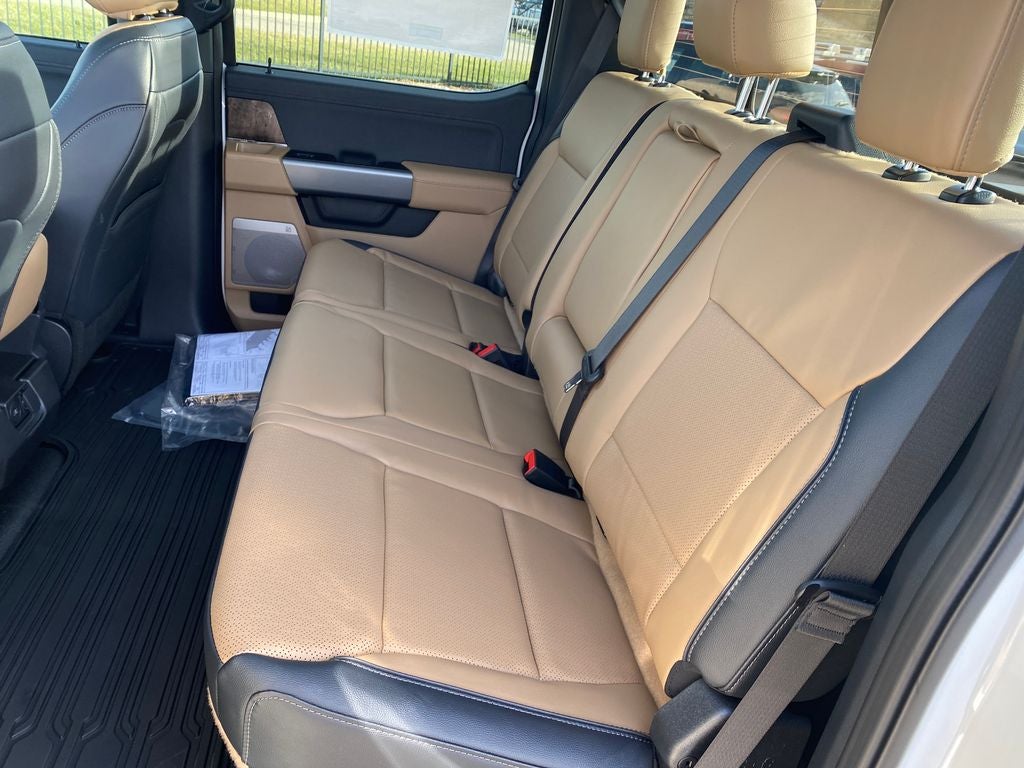 2026 Ford F-450SD Lariat DRW