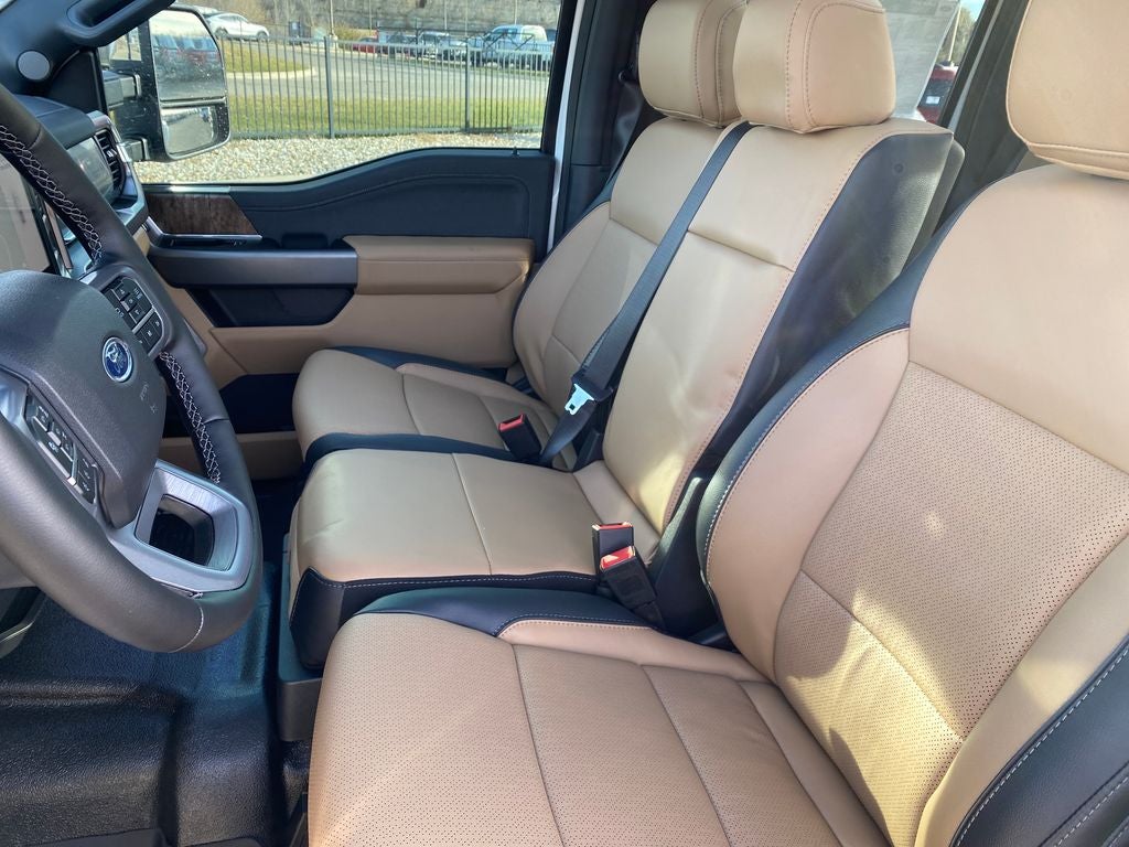 2026 Ford F-450SD Lariat DRW