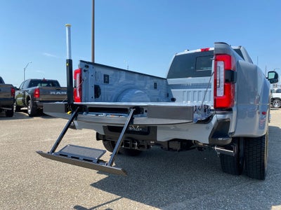 2026 Ford F-450SD Platinum DRW